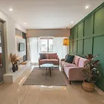 Designer 2-Bedroom Apartment 150M From Mackenzie Beach Larnaca