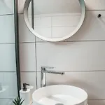 Designer 2-Bedroom Apartment 150M From Mackenzie Beach Daire Larnaca